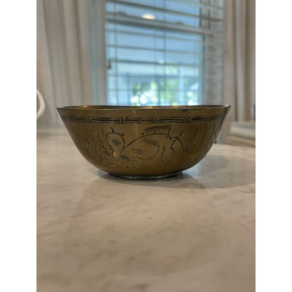 Vintage Engraved Brass Bowl Trinket Dish With Patina Shelf Decor 4.5”‎ Diameter - Picture 7 of 9